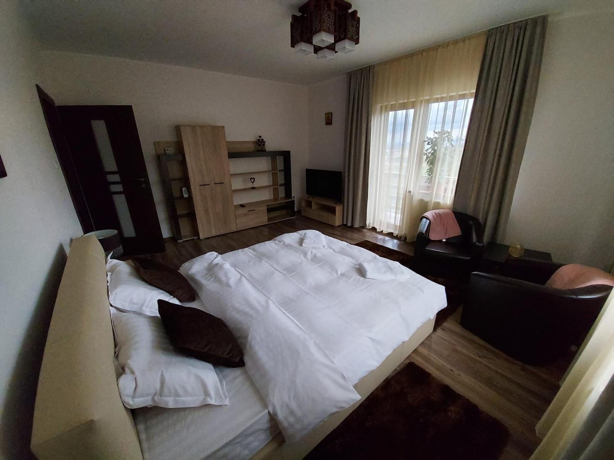 Apartament Matei บราชอฟ ภายนอก รูปภาพ