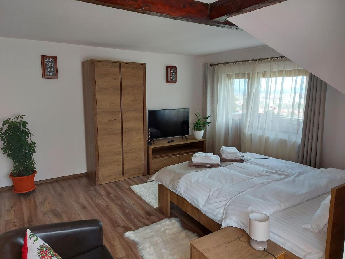 Apartament Matei บราชอฟ ภายนอก รูปภาพ